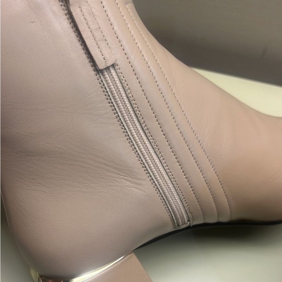 MADE IN ITALY GIOVANNA GRAZZINI Elegant Cream Ankle Boots - Picture 10 of 10